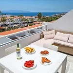 Lovely Sea View Free Wifi Apartment *